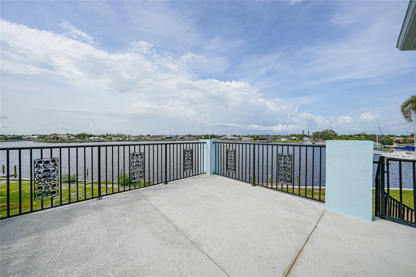 Image 33 of 60 For 21519 Edgewater Drive