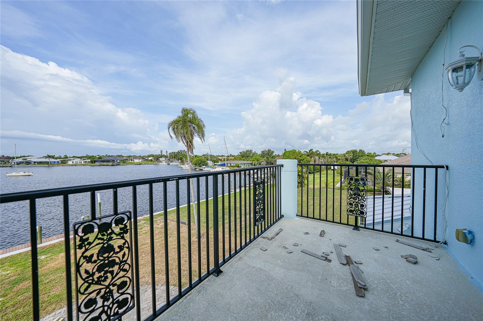 Image 35 of 60 For 21519 Edgewater Drive
