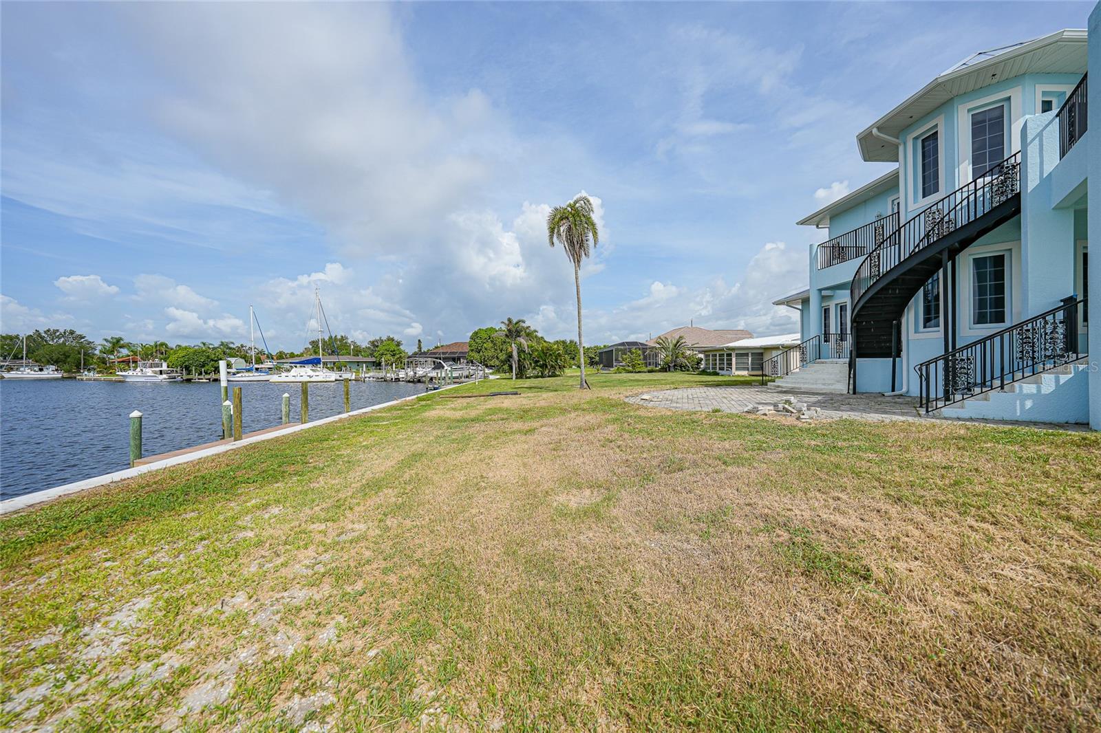 Image 46 of 60 For 21519 Edgewater Drive