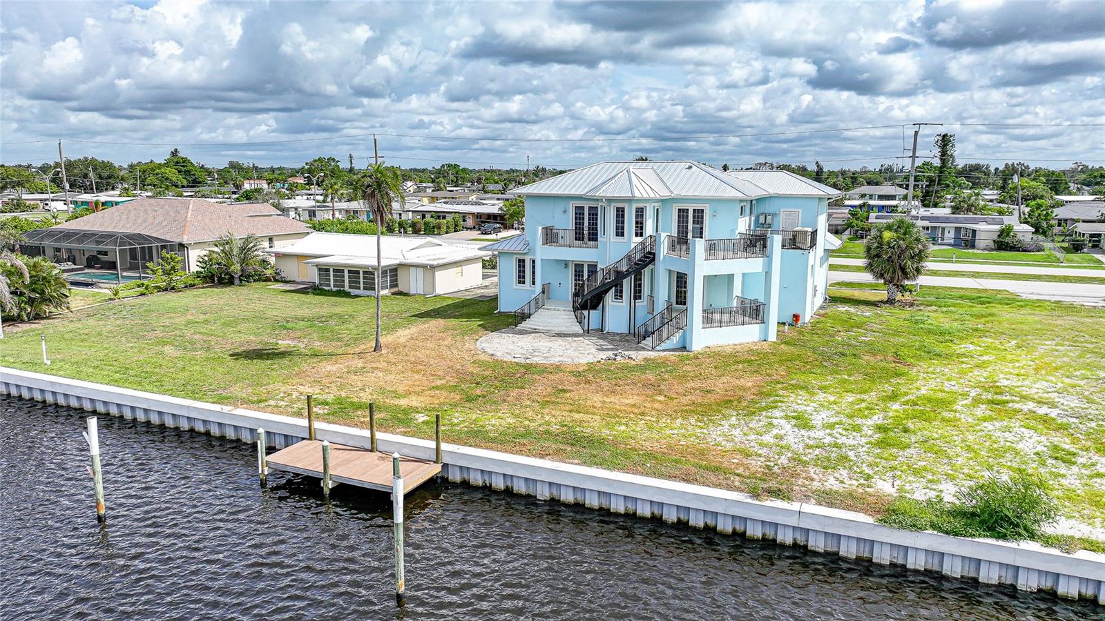 Image 50 of 60 For 21519 Edgewater Drive
