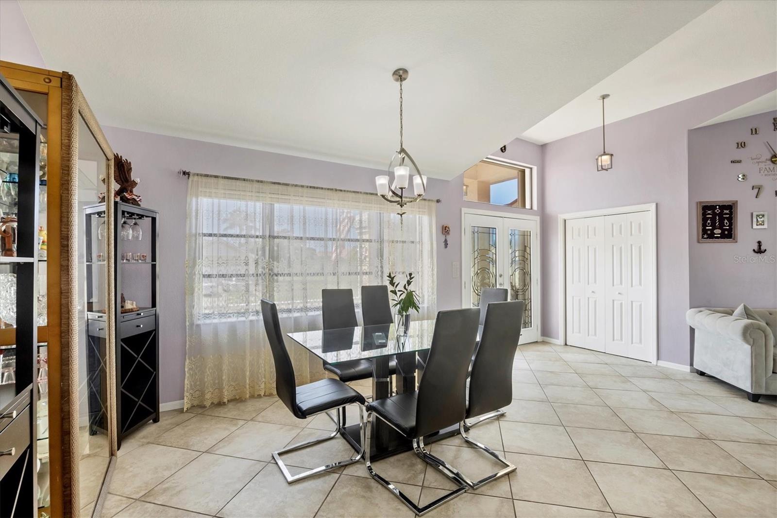 Image 15 of 37 For 4 Leeward Drive