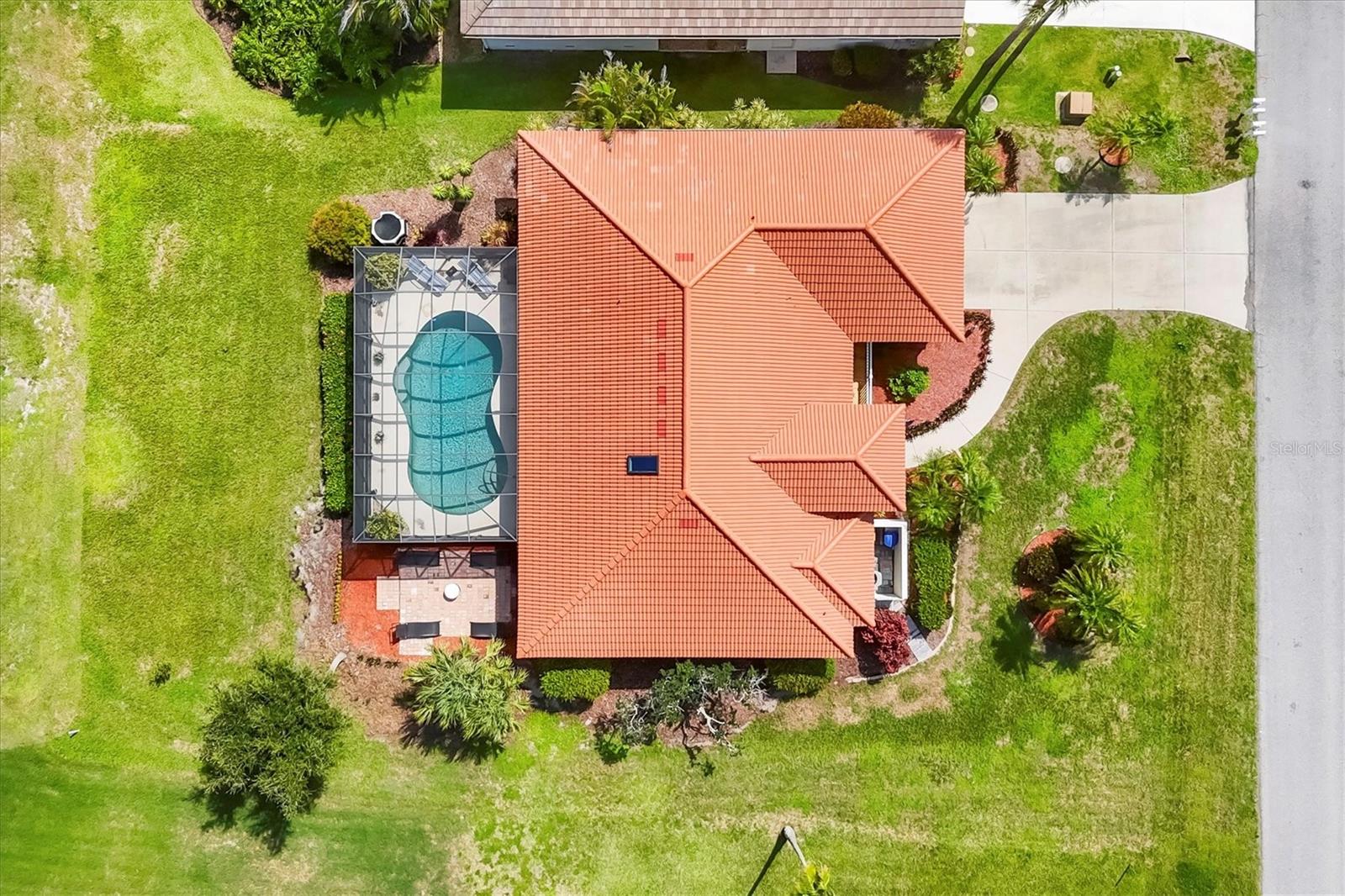 Image 33 of 37 For 4 Leeward Drive