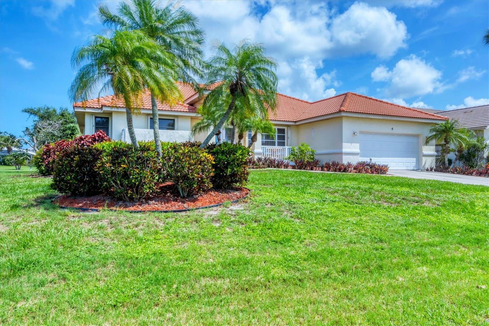 Image 6 of 37 For 4 Leeward Drive