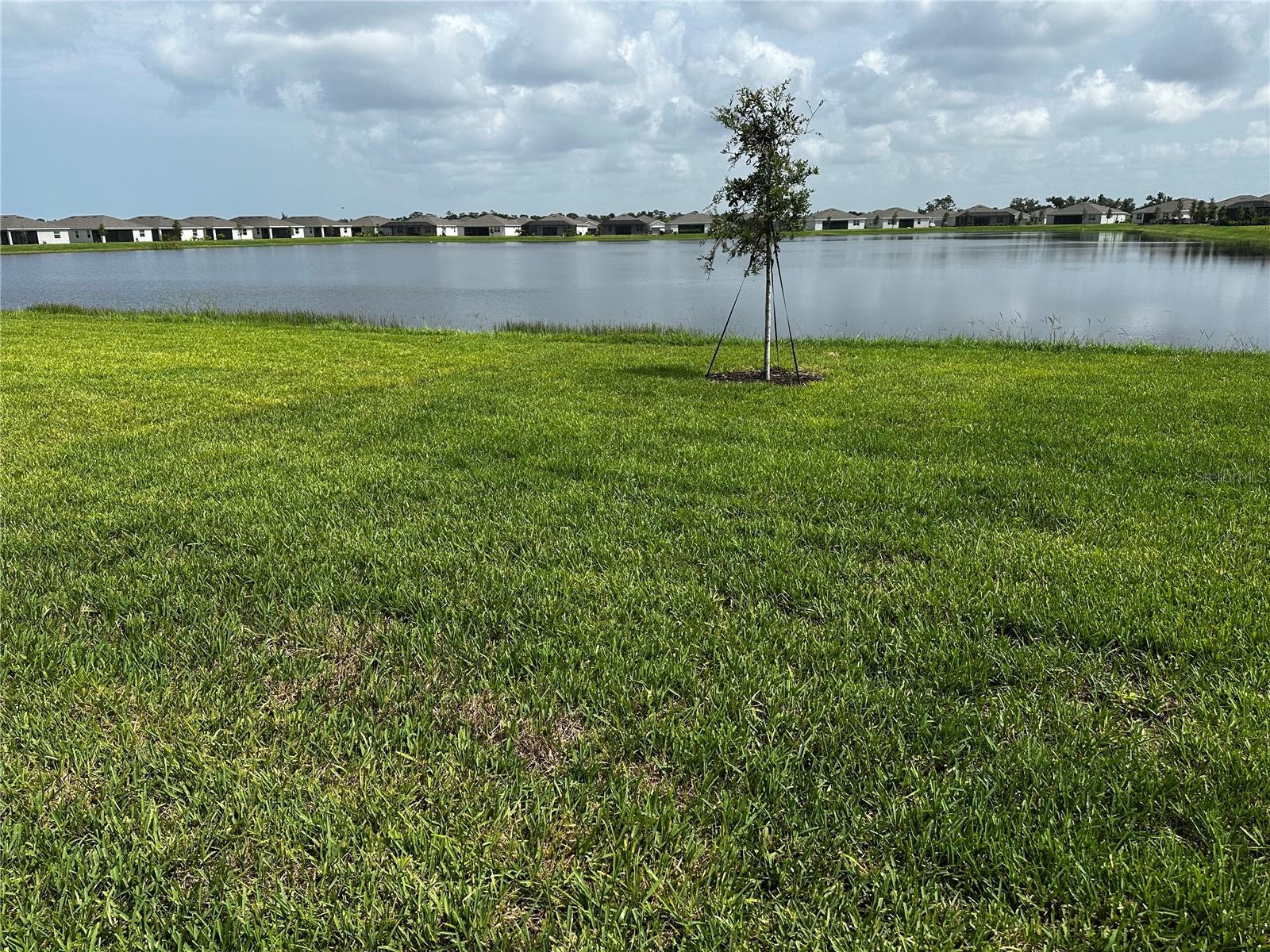 Image 15 of 22 For 8372 Waterscape Road