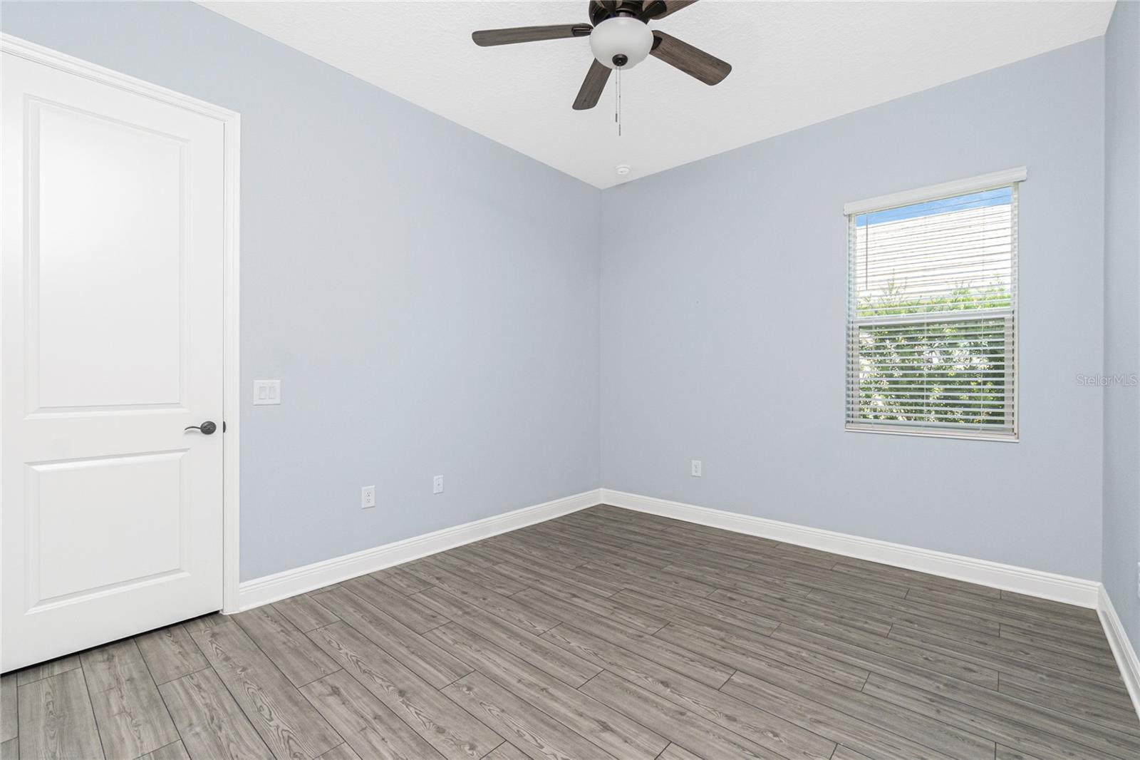 Image 31 of 54 For 11044 Hogan Circle