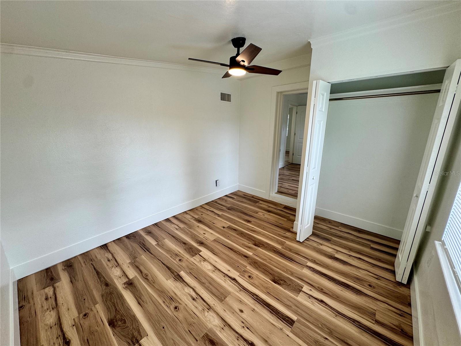 Image 16 of 28 For 300 Dalton Blvd Boulevard