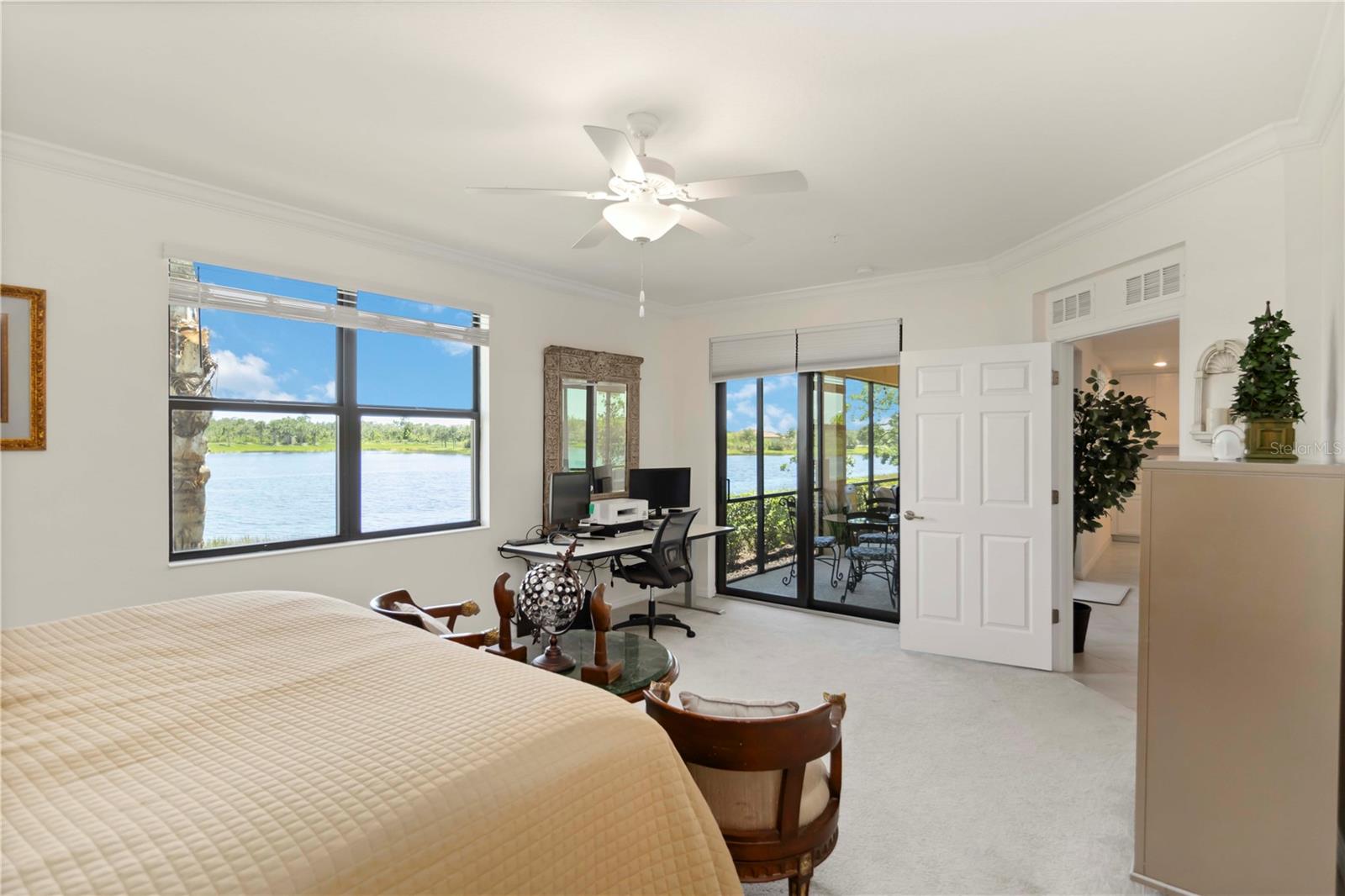 Image 22 of 100 For 10801 Tarflower Drive 102