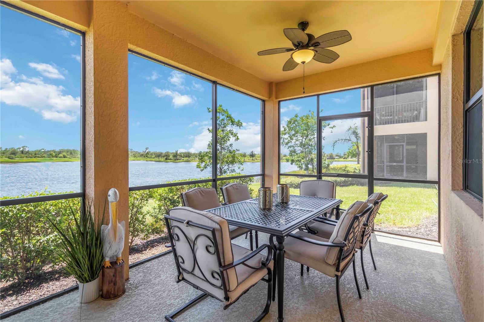 Image 41 of 100 For 10801 Tarflower Drive 102