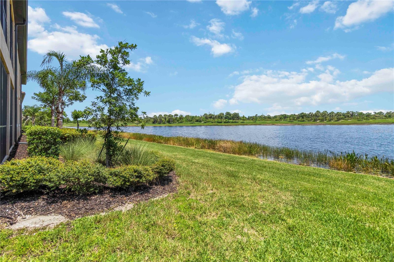 Image 45 of 100 For 10801 Tarflower Drive 102