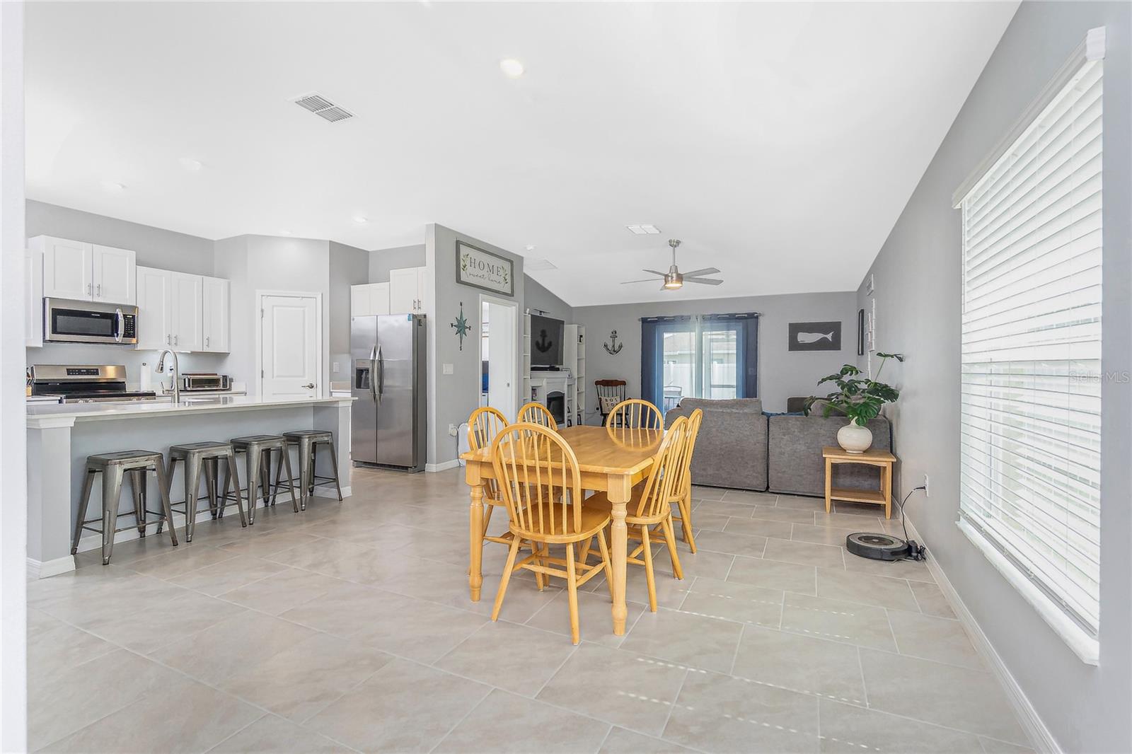 Image 11 of 38 For 108 Oakwood Court