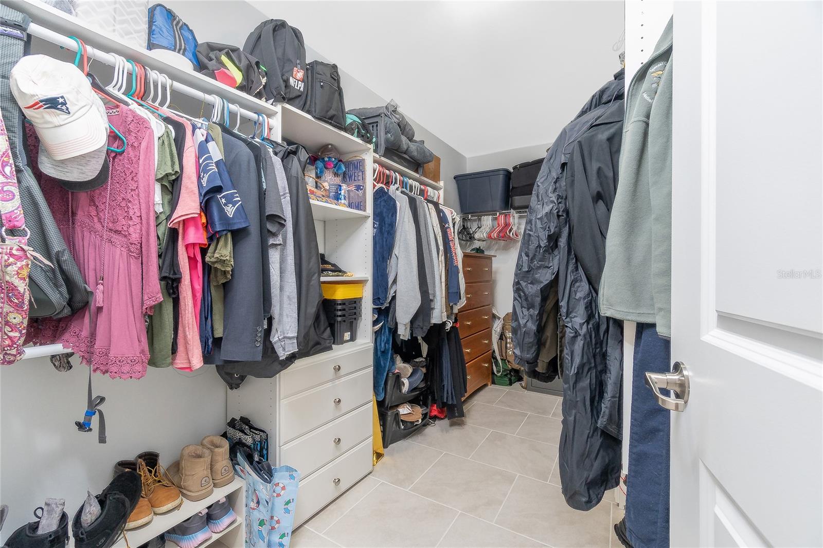 Image 18 of 38 For 108 Oakwood Court