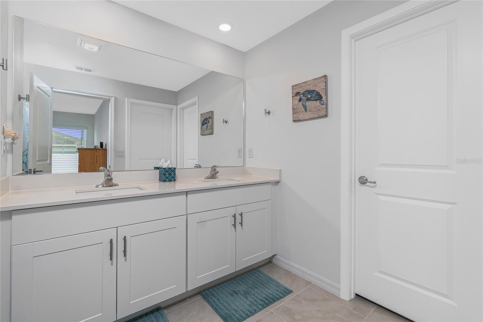 Image 19 of 38 For 108 Oakwood Court