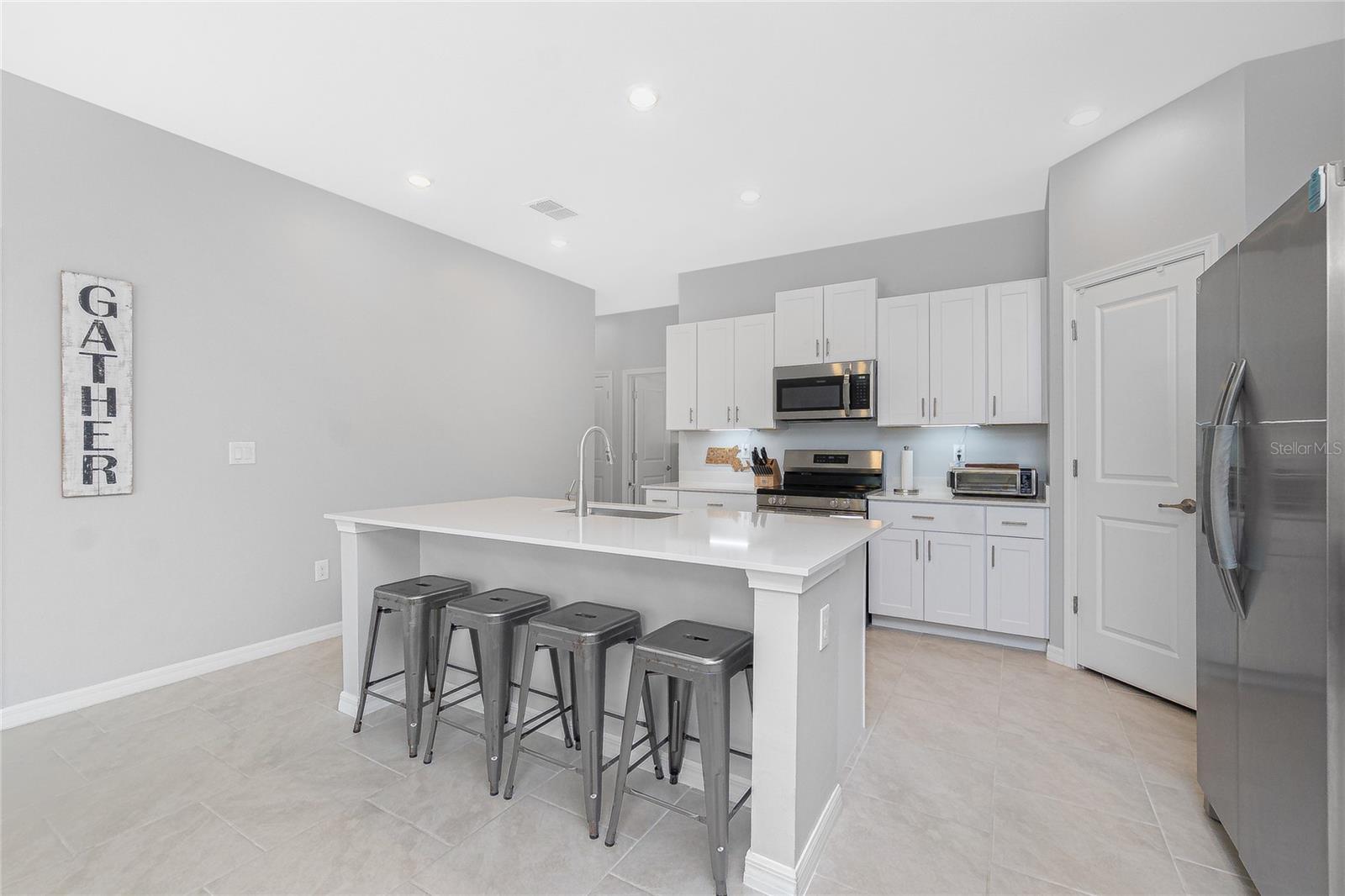 Image 7 of 38 For 108 Oakwood Court