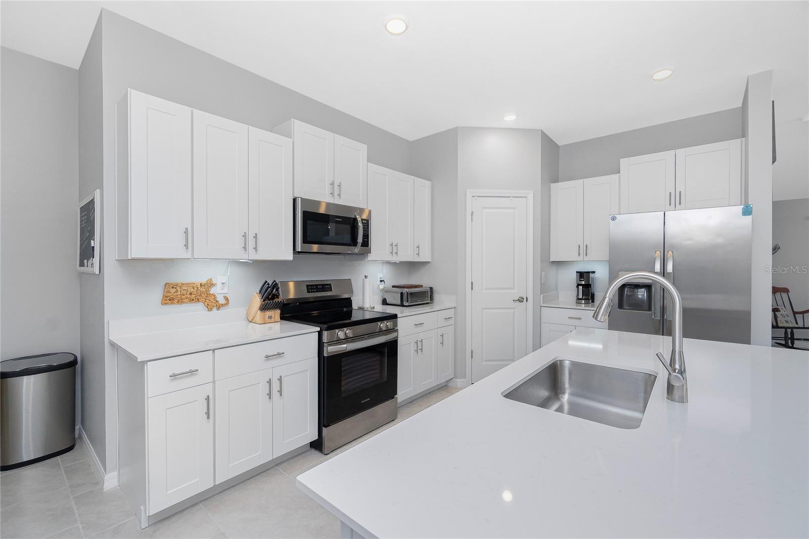 Image 8 of 38 For 108 Oakwood Court