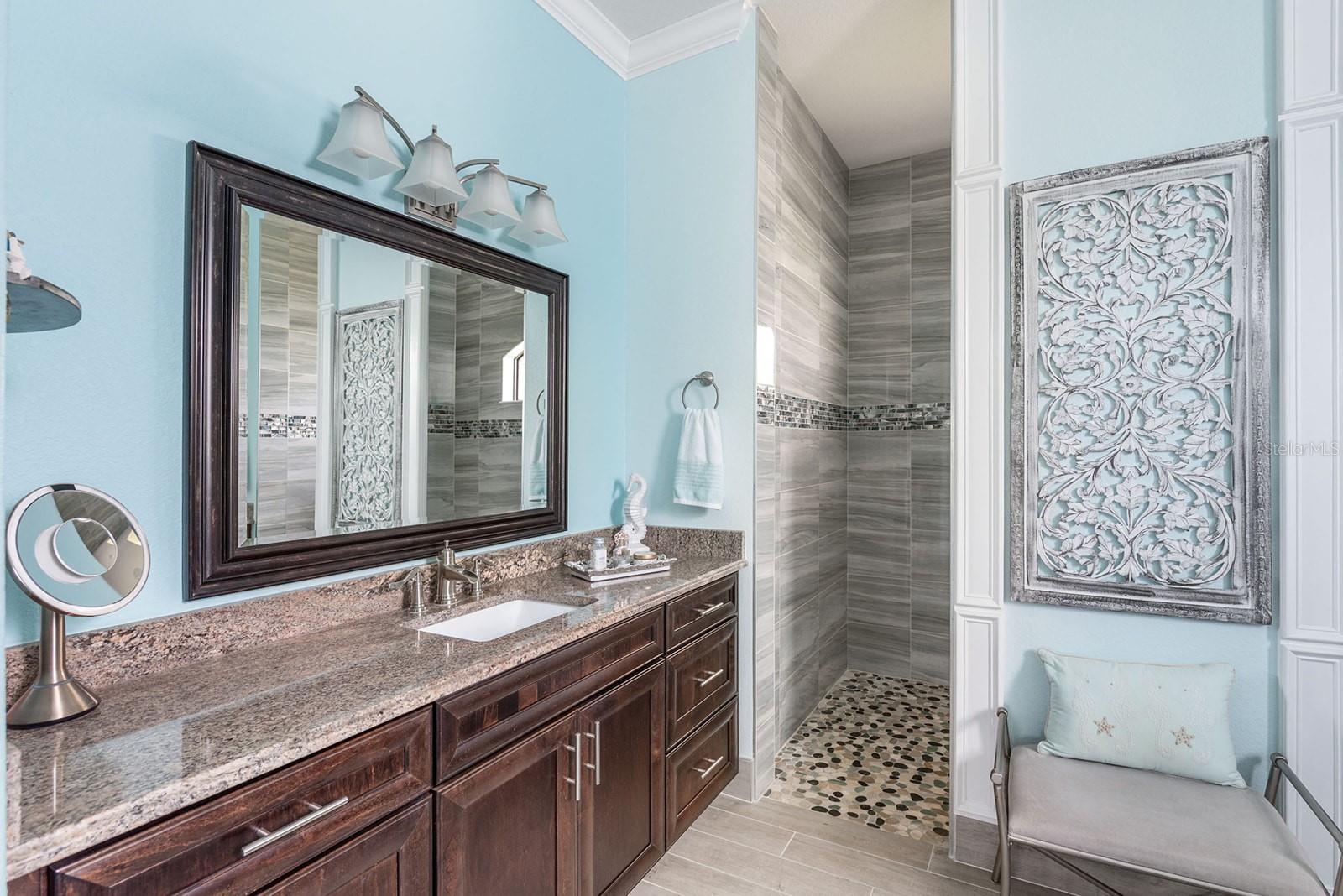 Image 38 of 78 For 1131 Rotonda Circle