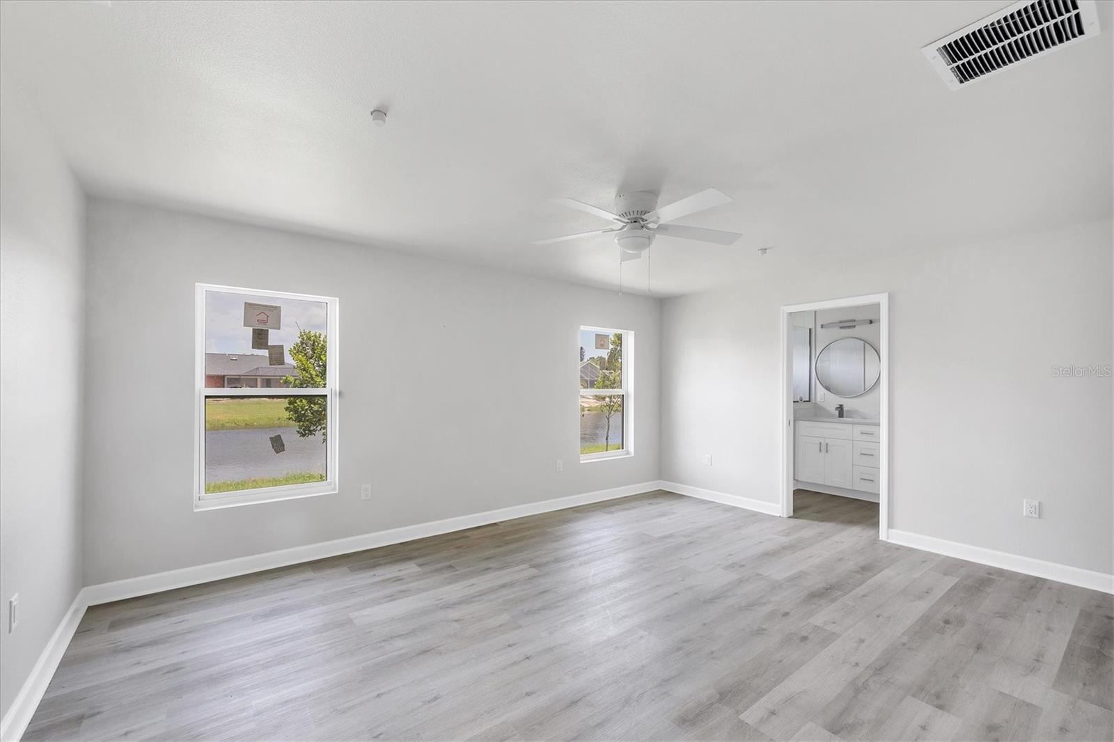 Image 38 of 53 For 234 Boundary Boulevard 3