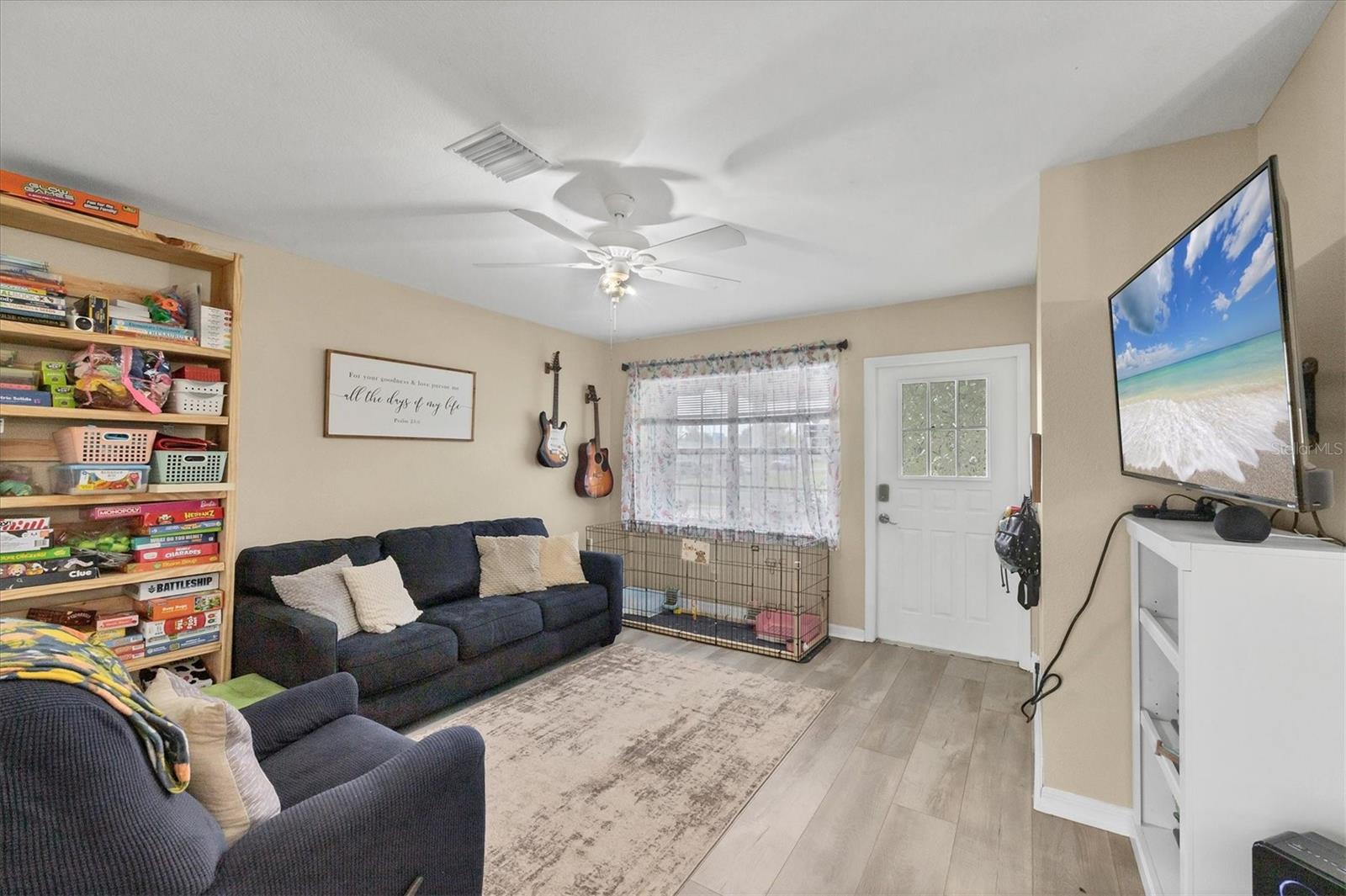 Image 10 of 38 For 7590 Lyncrest Street