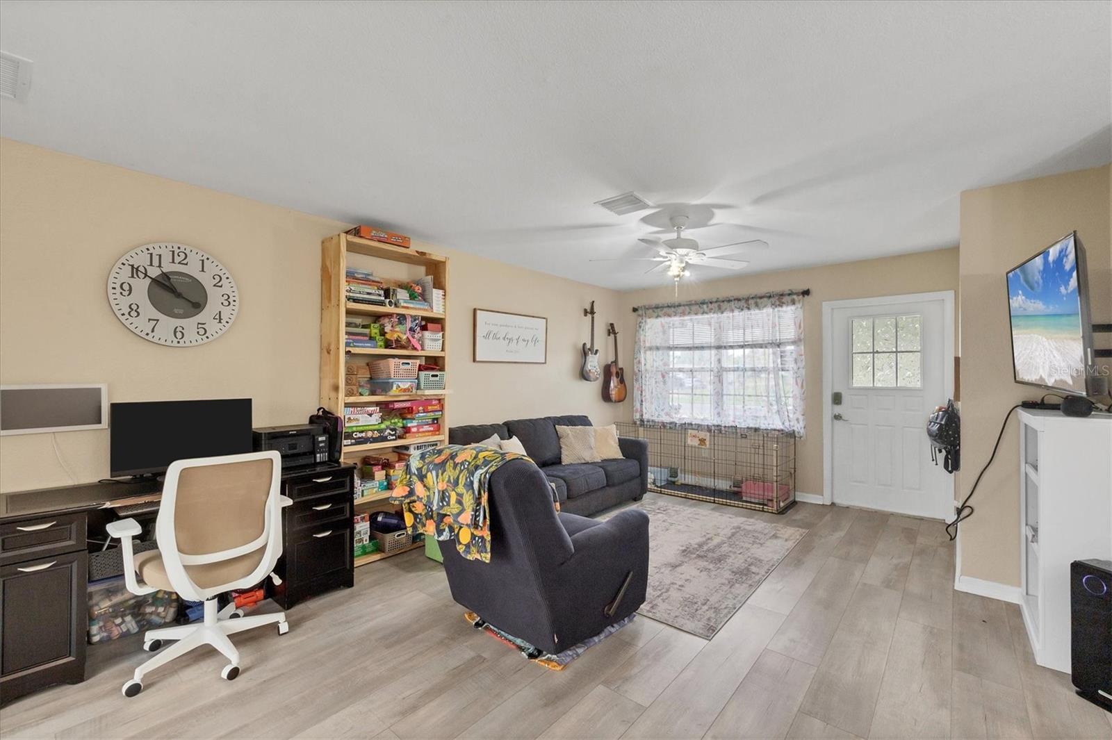 Image 13 of 38 For 7590 Lyncrest Street
