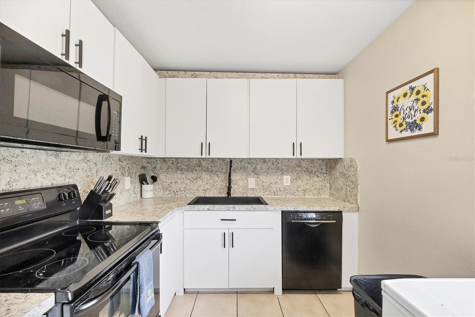Image 16 of 38 For 7590 Lyncrest Street