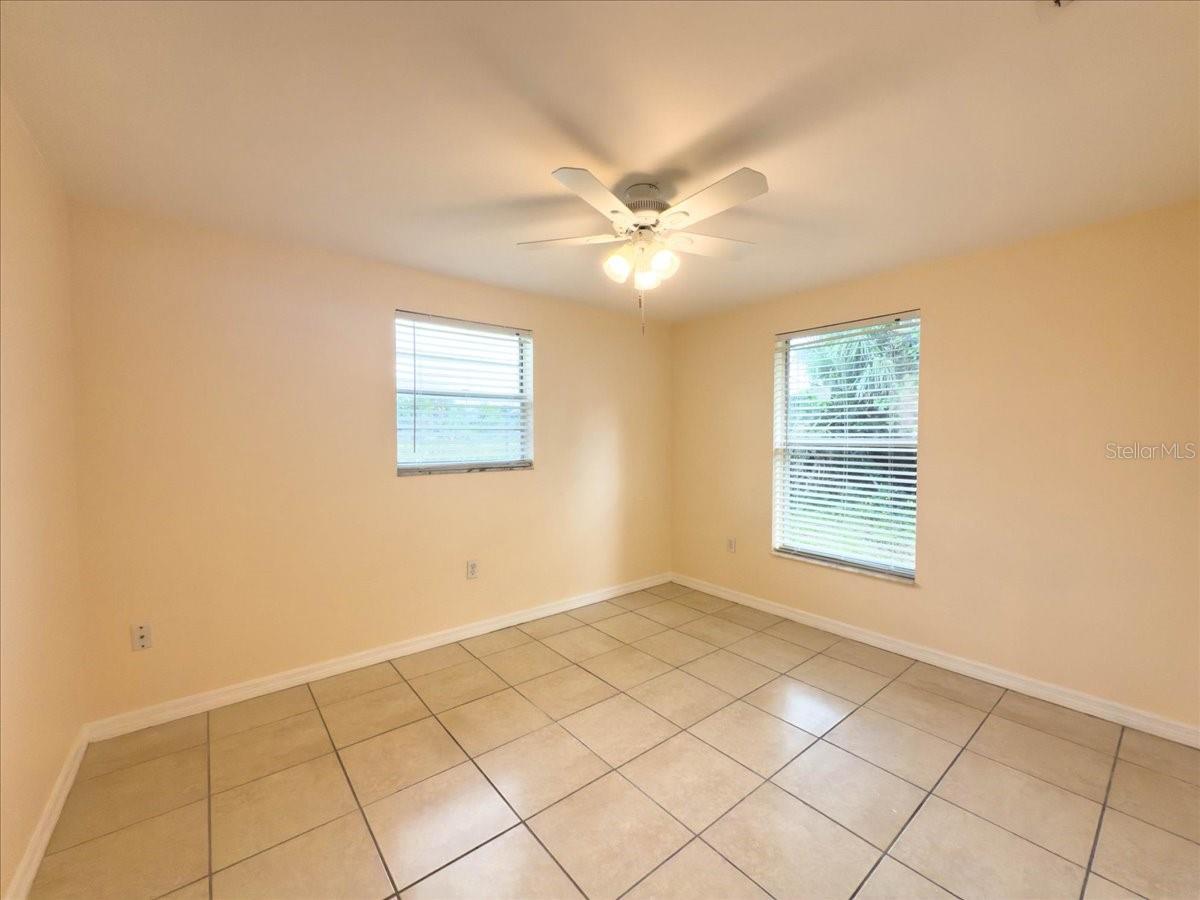 Image 11 of 14 For 11432 Poplin Avenue A
