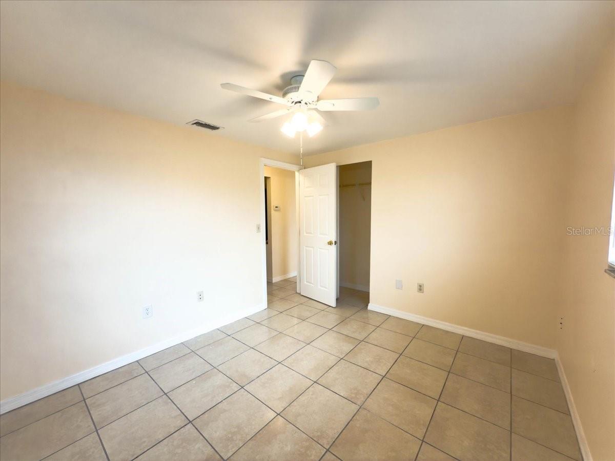 Image 12 of 14 For 11432 Poplin Avenue A