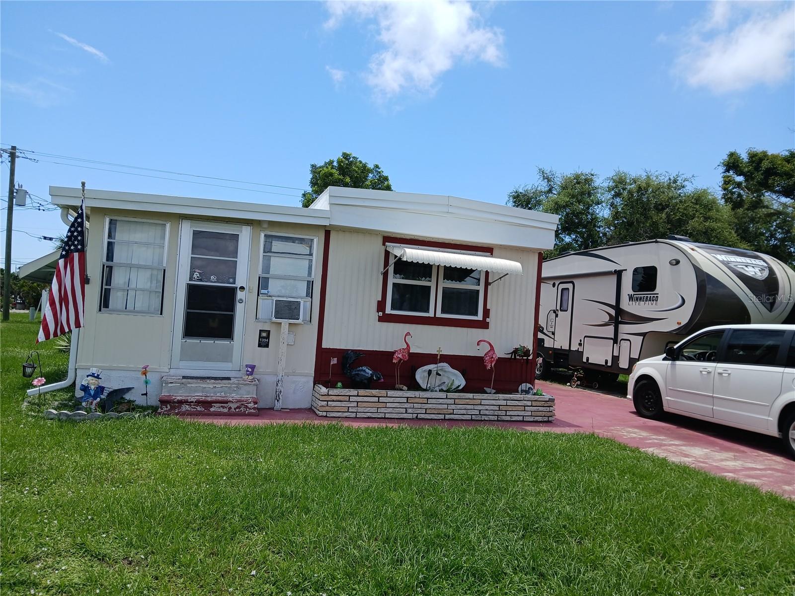 Image 2 of 13 For 1394 Flamingo (lot 17) Drive