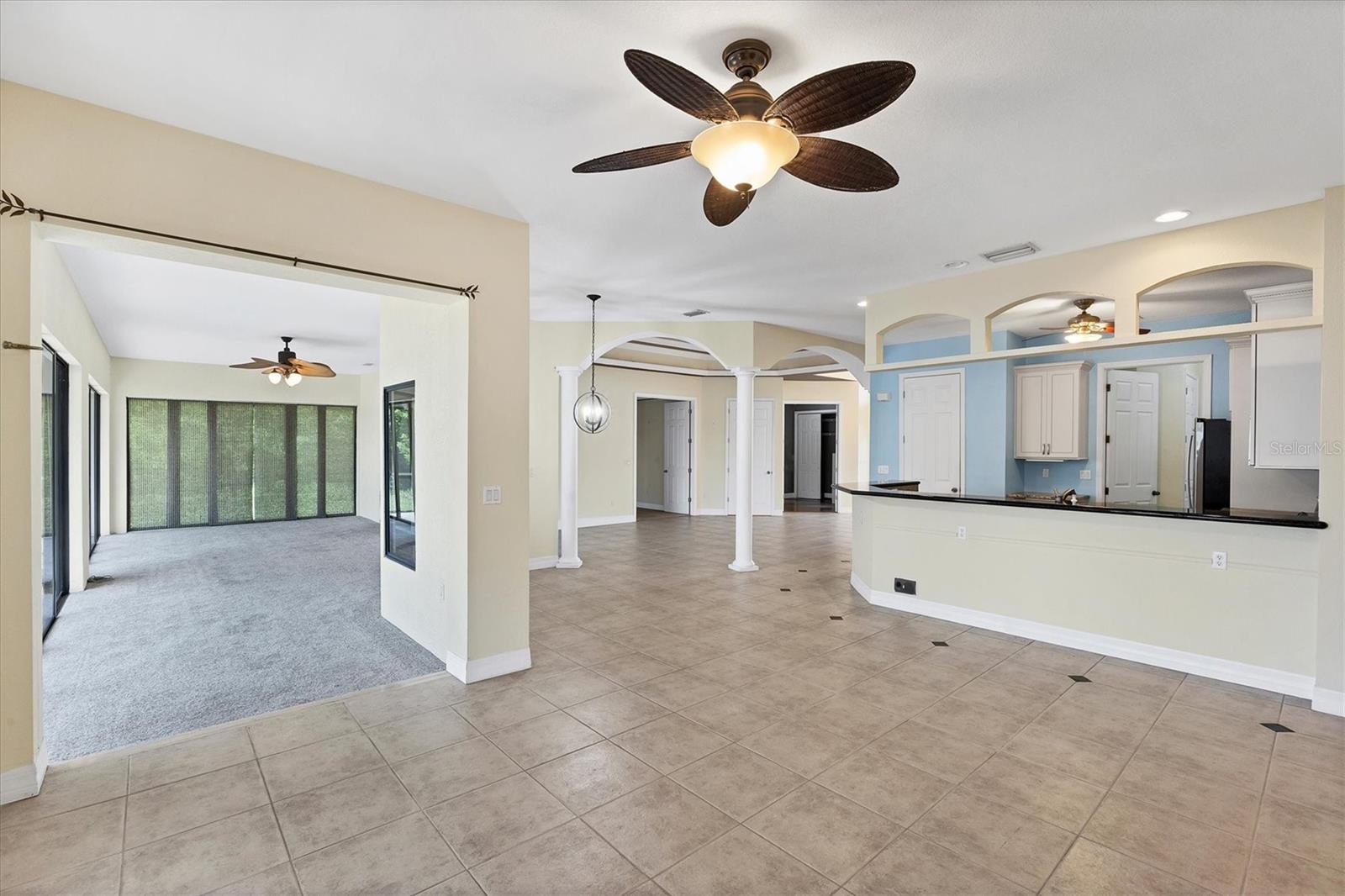 Image 17 of 45 For 14448 Edna Circle