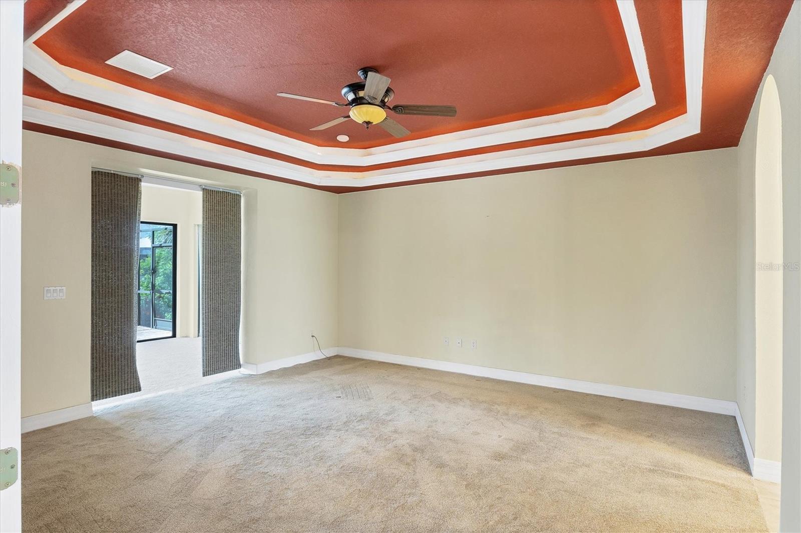Image 20 of 45 For 14448 Edna Circle