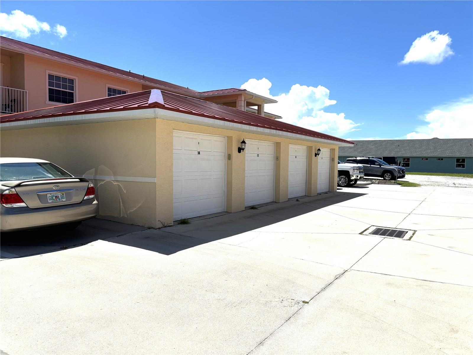 Image 6 of 25 For 242 Boundary Boulevard 114