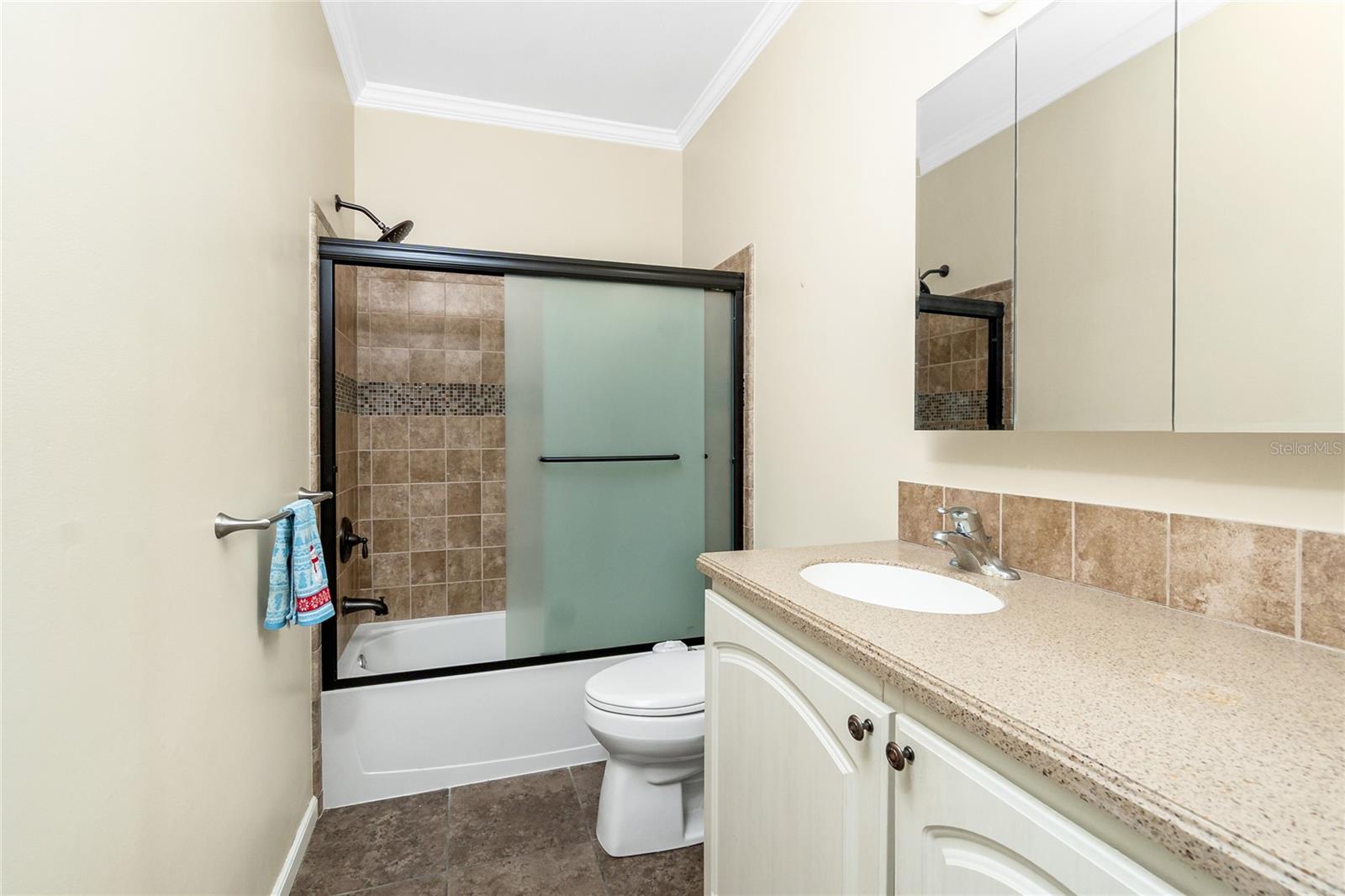 Image 26 of 72 For 9150 Pine Cove Drive