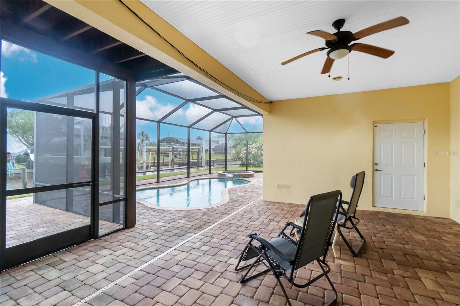 Image 45 of 72 For 9150 Pine Cove Drive