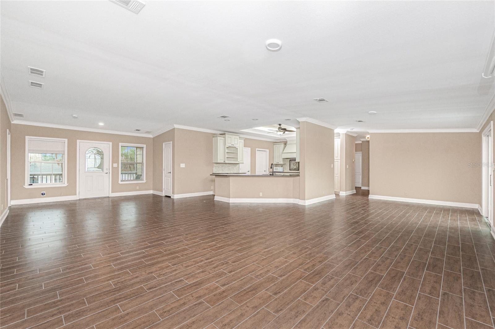 Image 6 of 72 For 9150 Pine Cove Drive