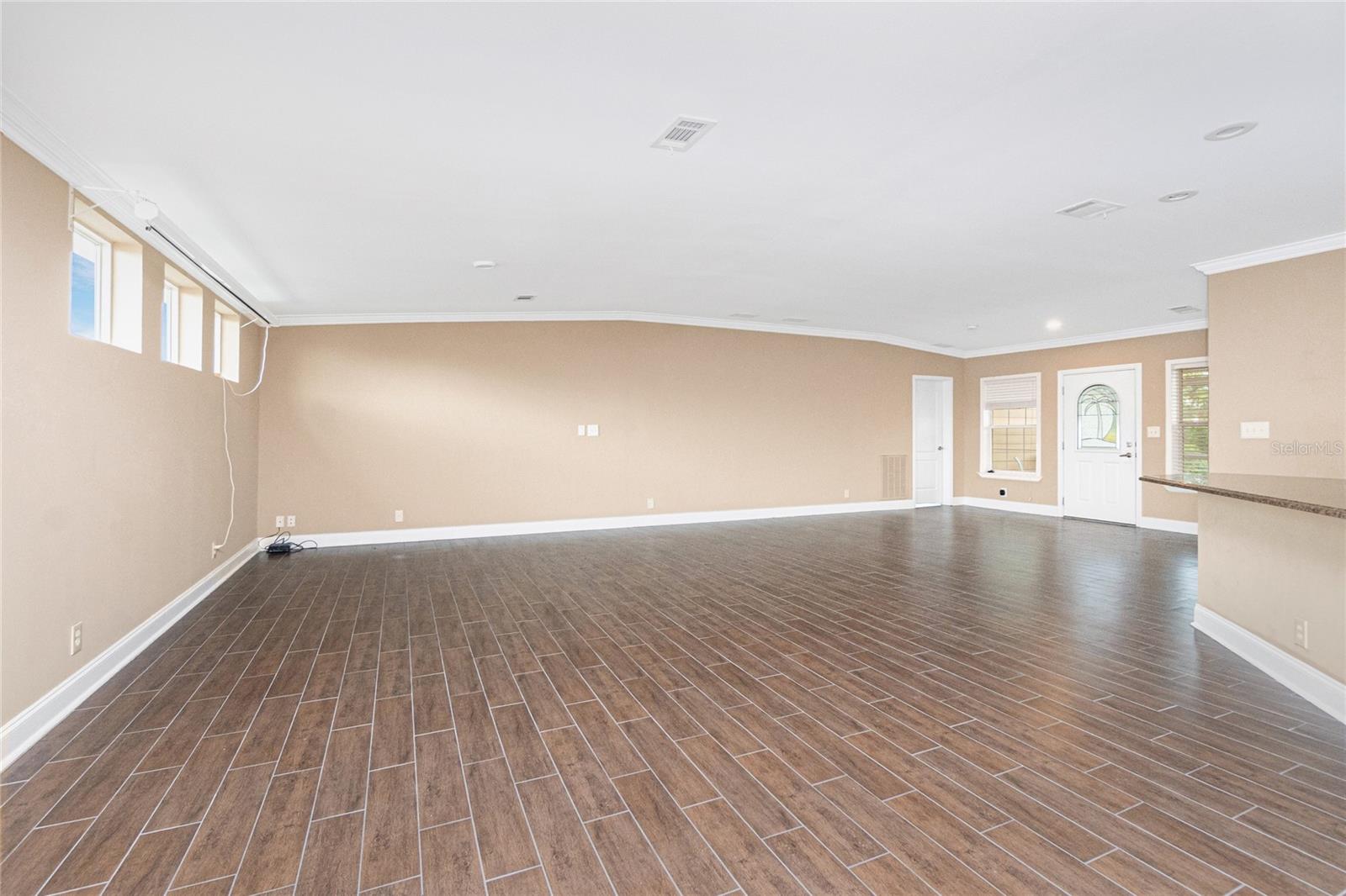 Image 7 of 72 For 9150 Pine Cove Drive
