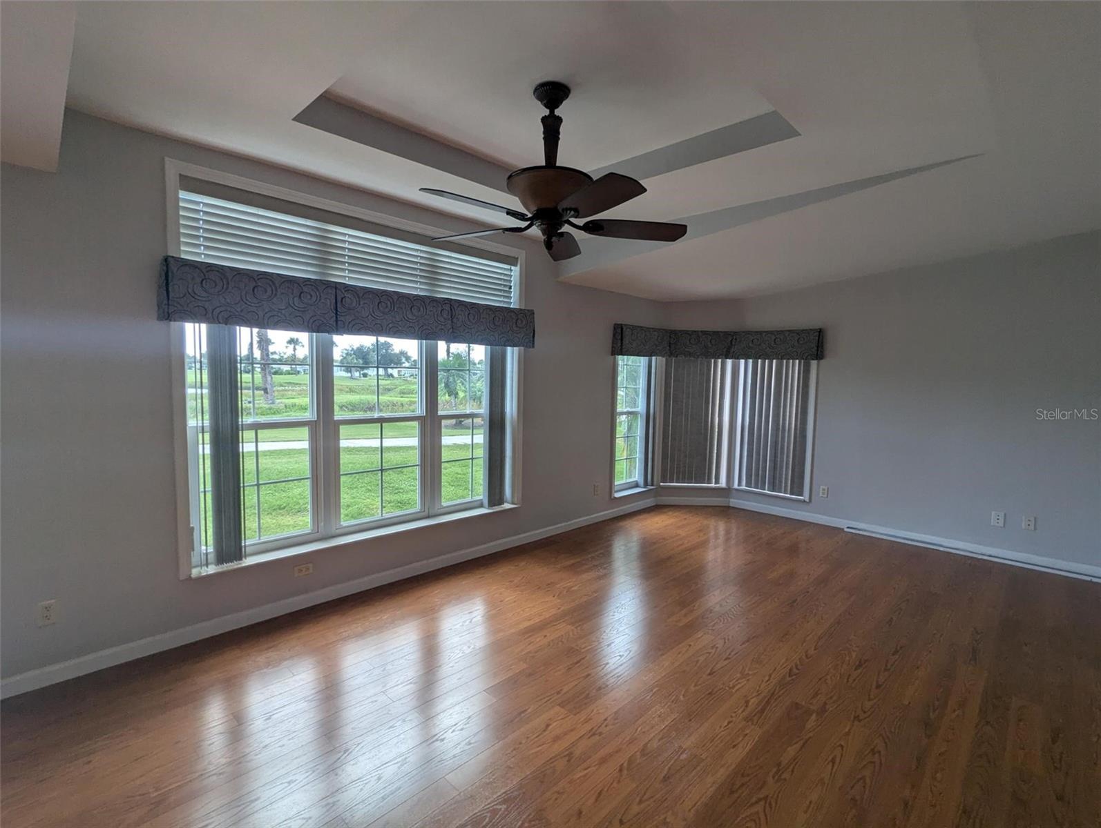 Image 11 of 58 For 2100 Kings Highway 361