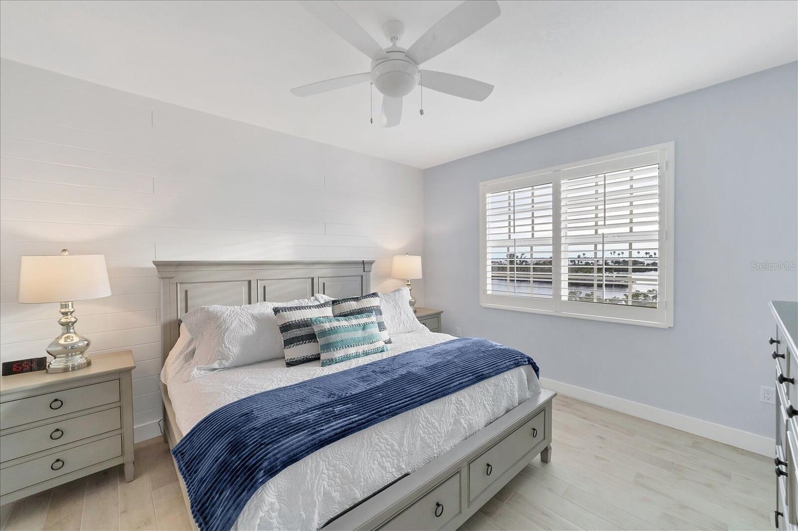 Image 11 of 23 For 13113 Gasparilla Road 405