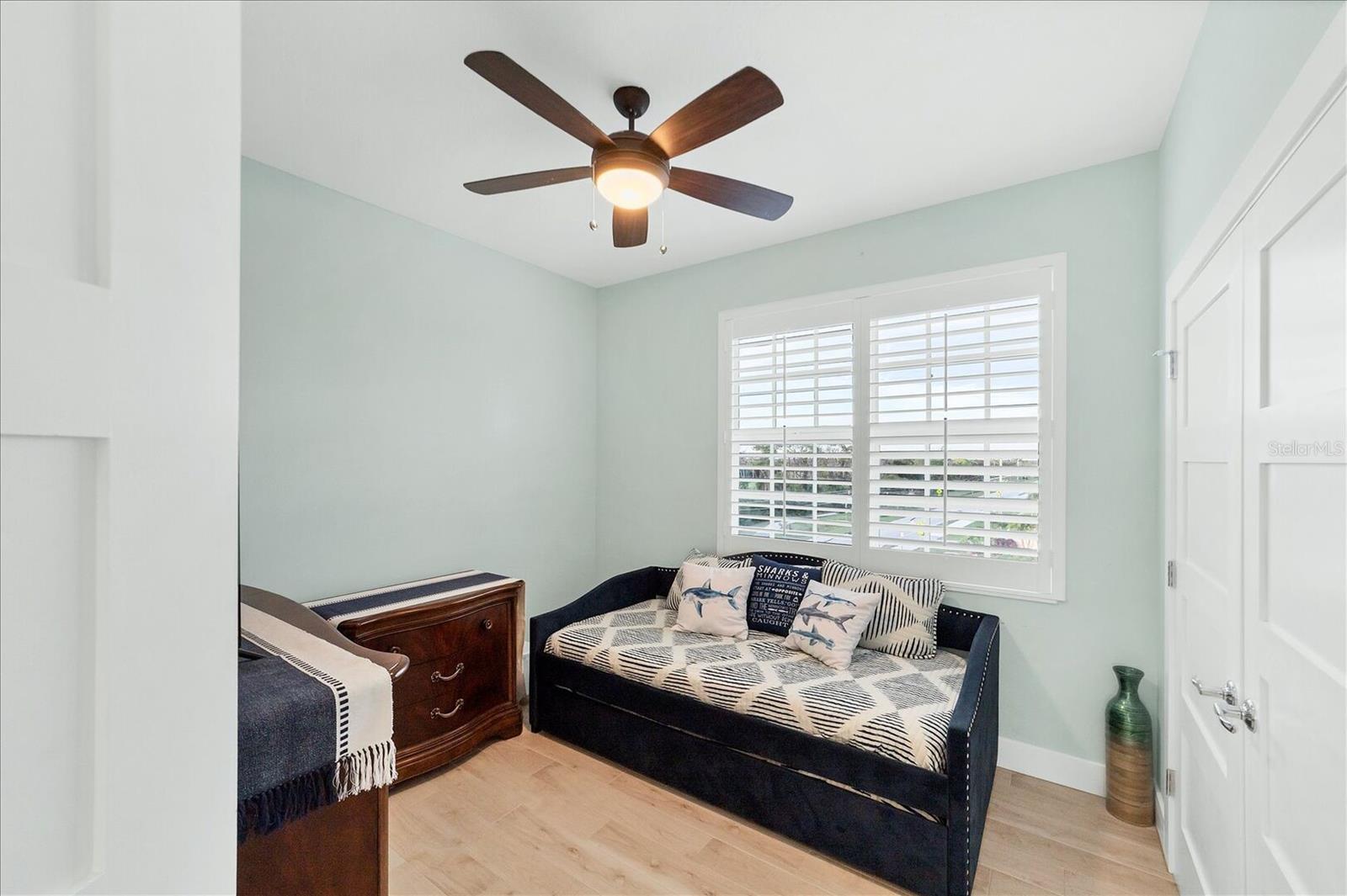 Image 15 of 23 For 13113 Gasparilla Road 405
