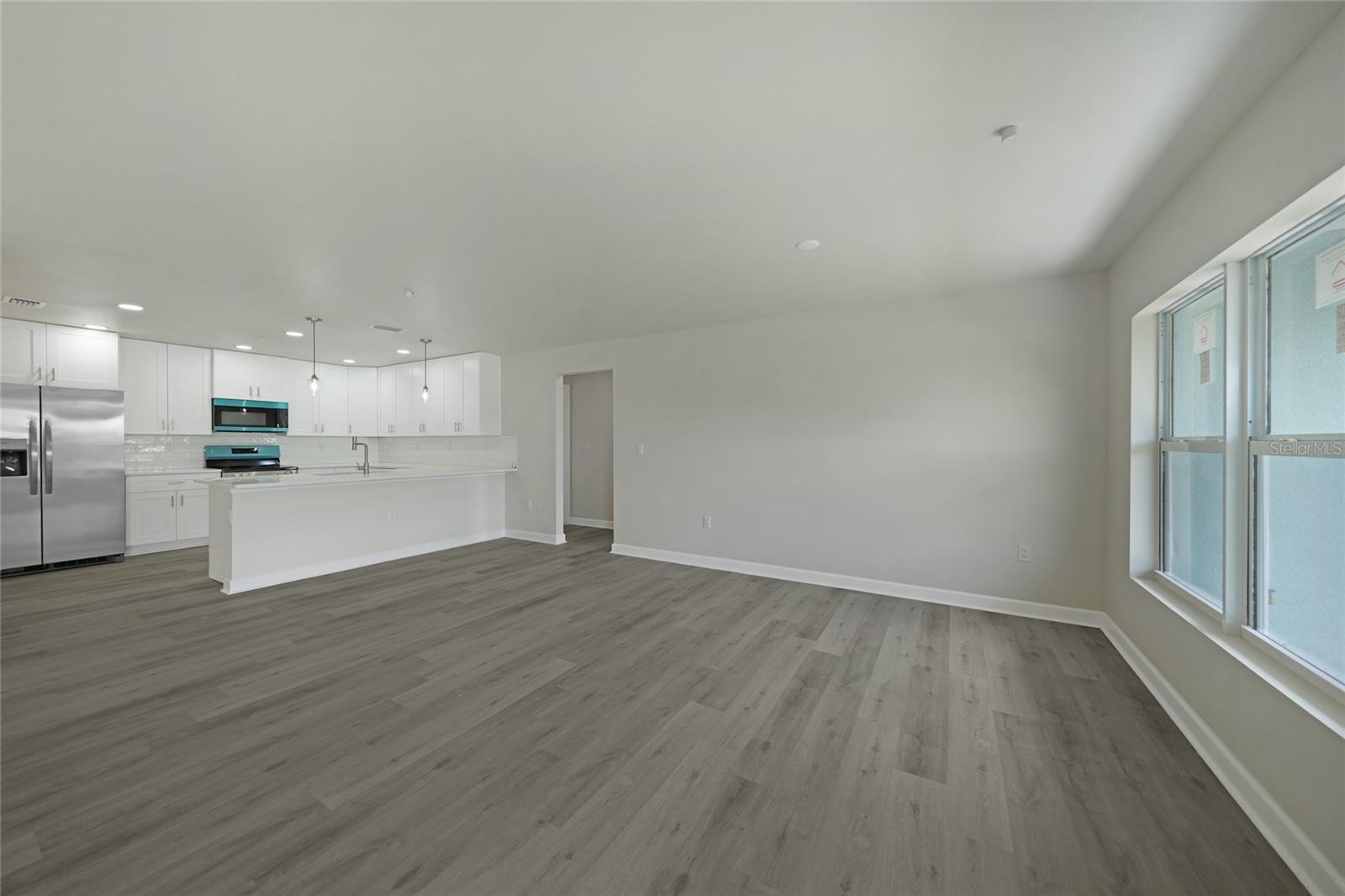 Image 11 of 80 For 238 Boundary Boulevard 3