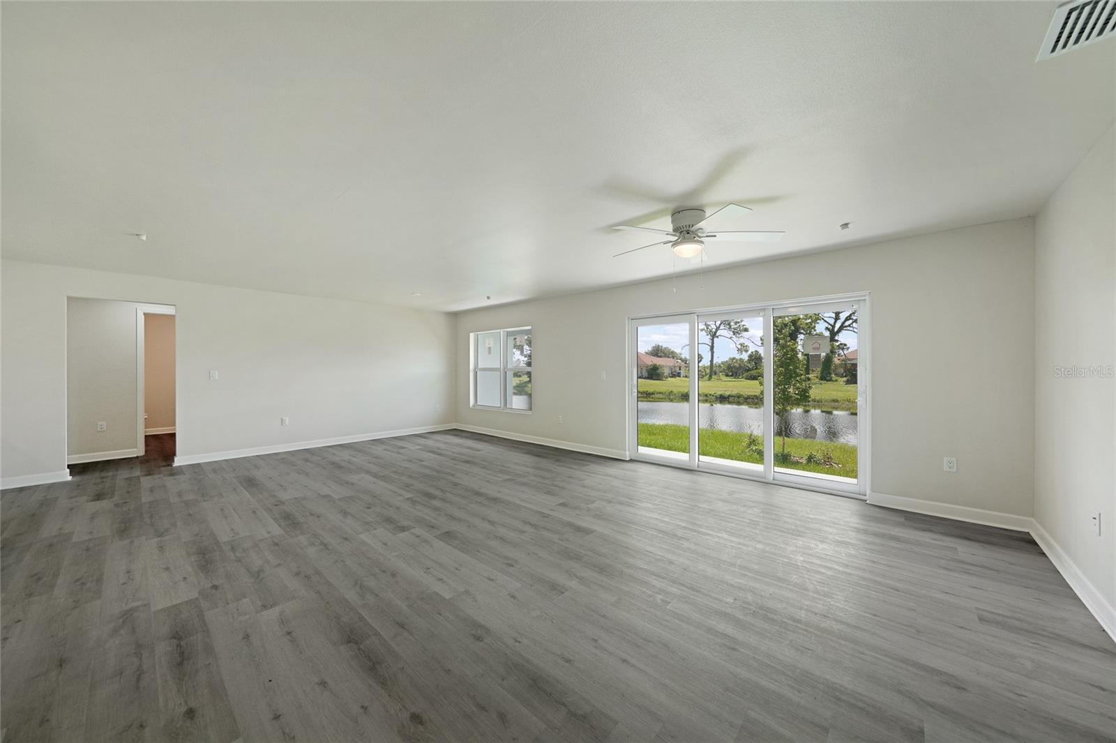 Image 8 of 80 For 238 Boundary Boulevard 3