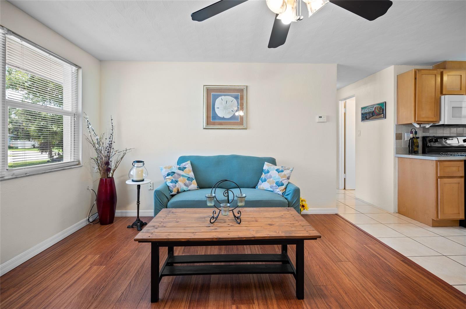 Image 3 of 40 For 231 Lakeview Lane