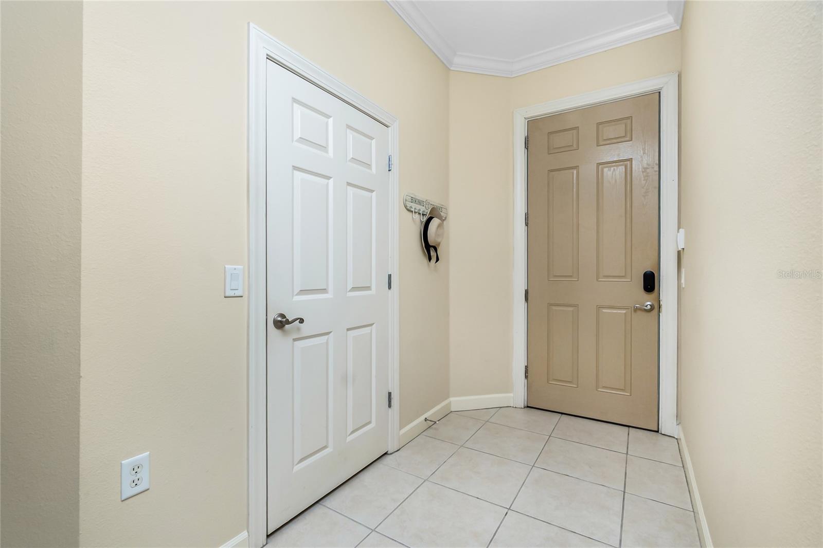 Image 10 of 70 For 8571 Amberjack Circle 103