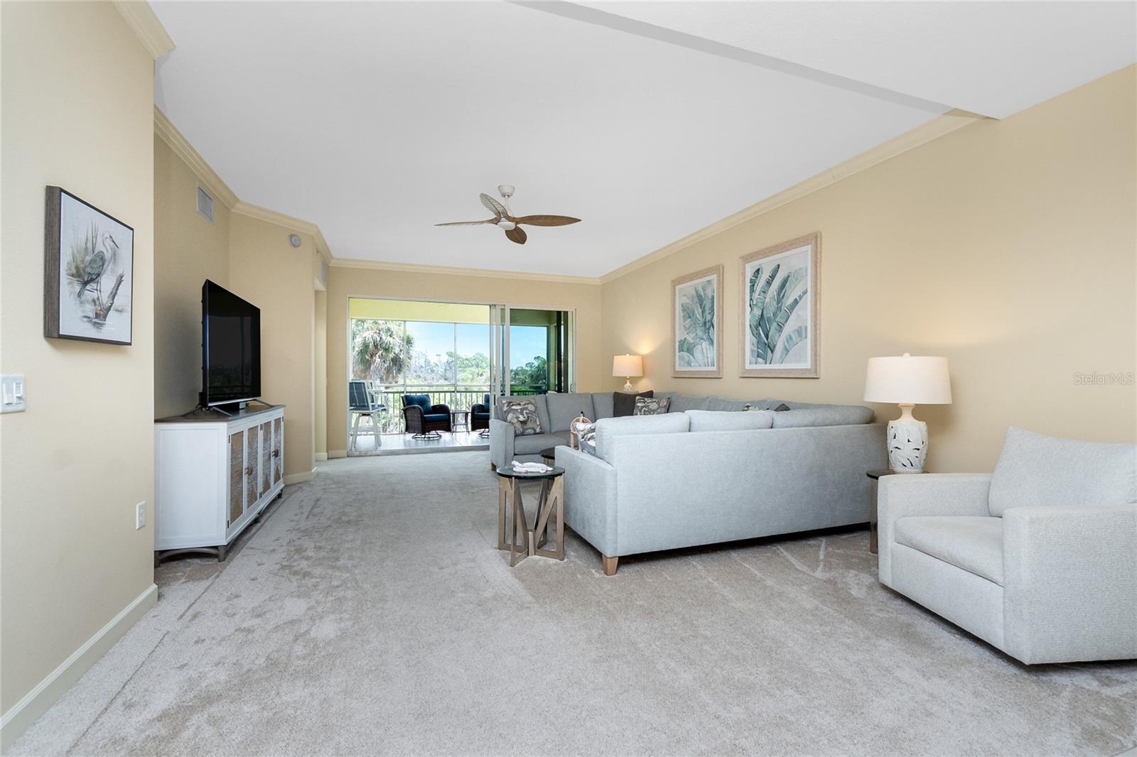 Image 12 of 70 For 8571 Amberjack Circle 103