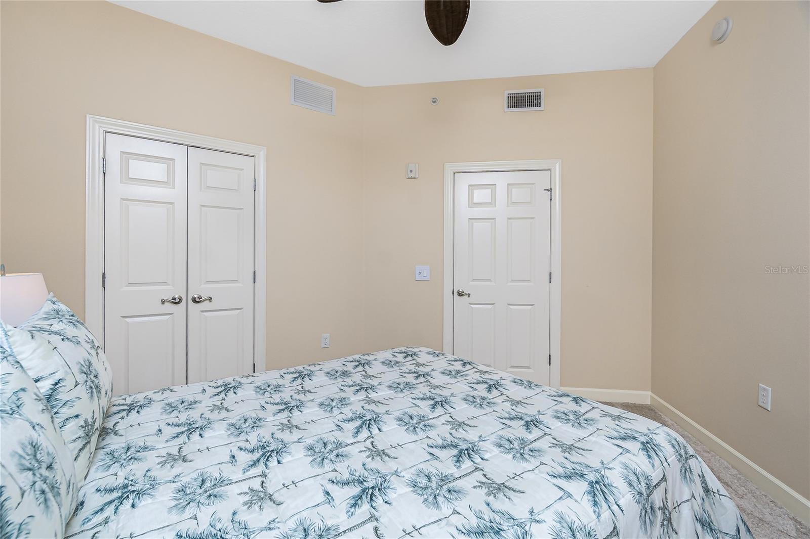 Image 36 of 70 For 8571 Amberjack Circle 103