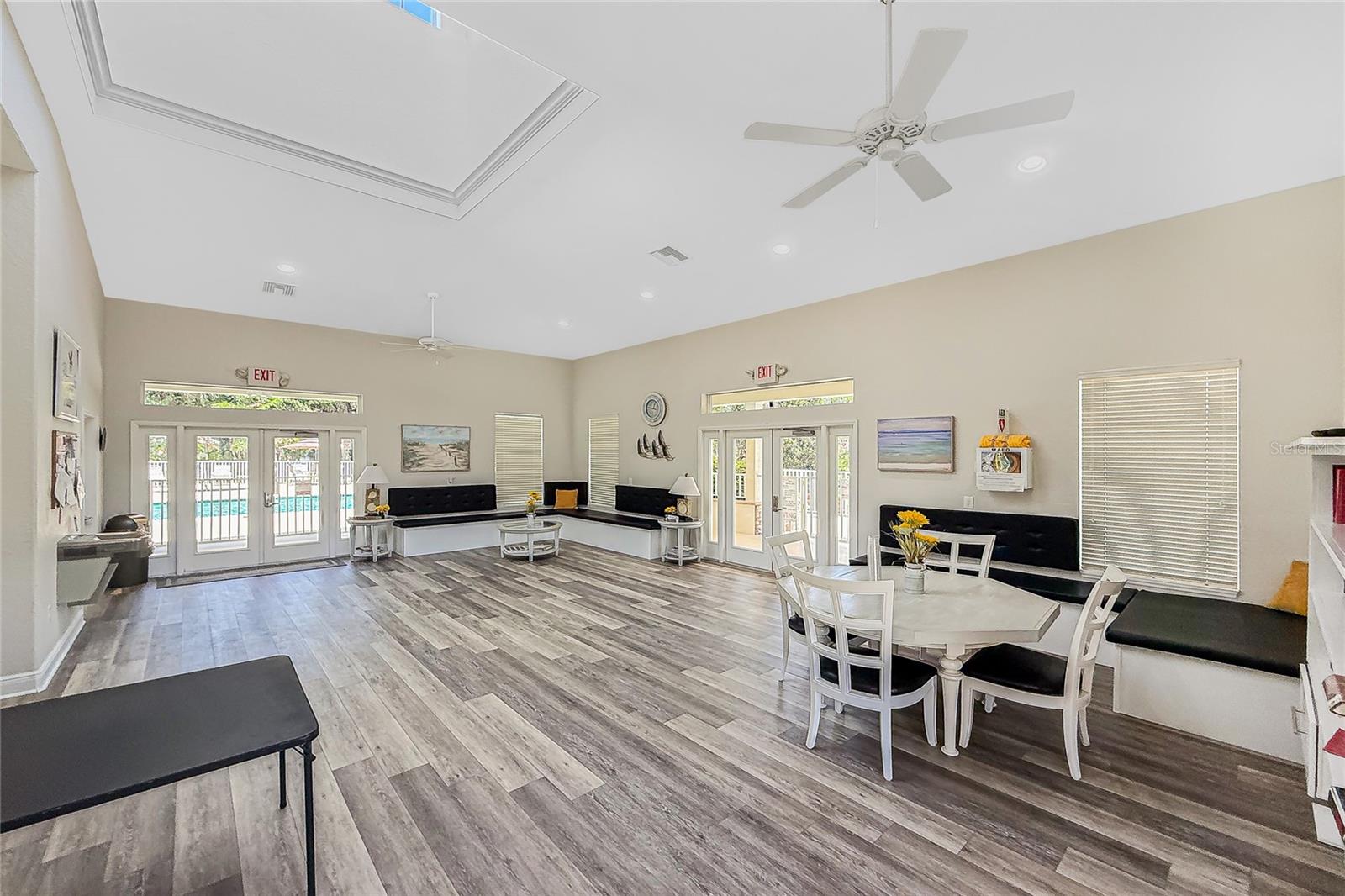 Image 43 of 44 For 9286 Fleming Ln
