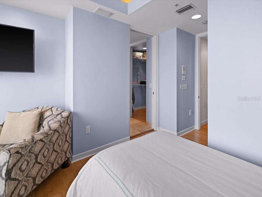 Image 60 of 76 For 8041 Bay Pointe Drive