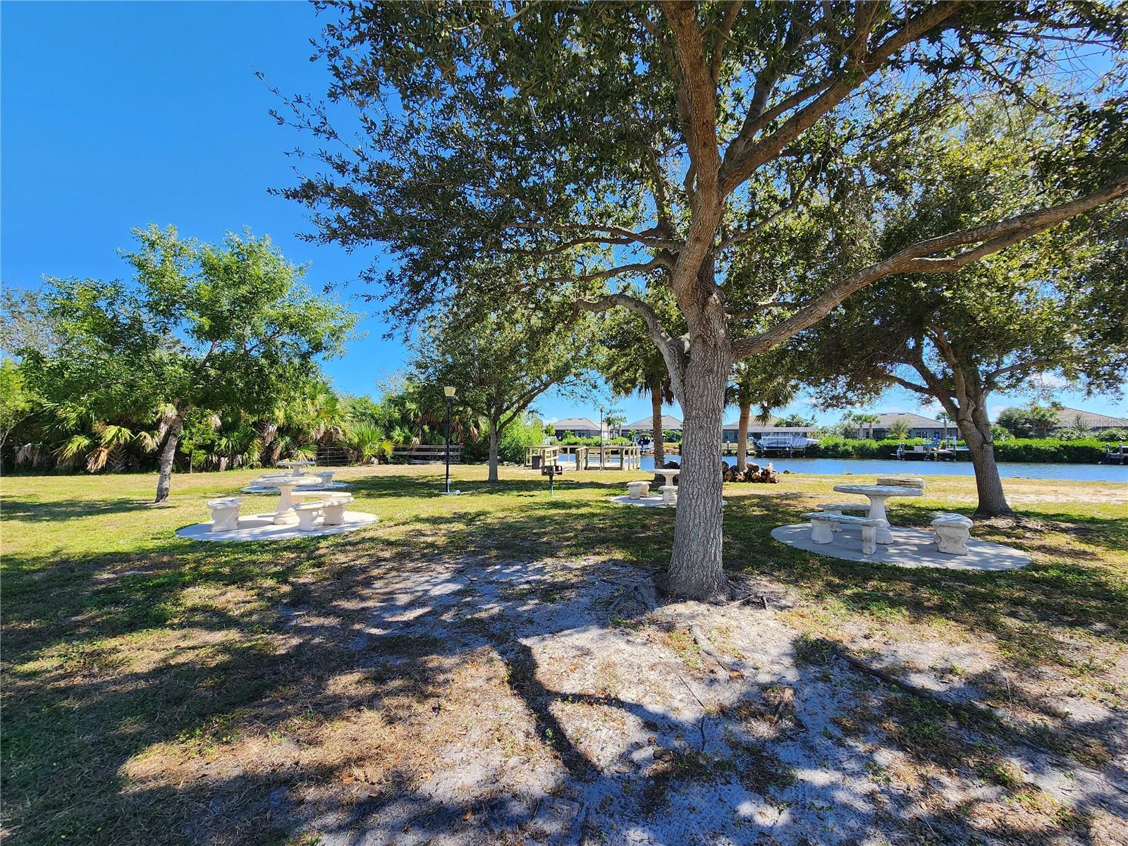 Image 37 of 42 For 7547 Ratan Circle