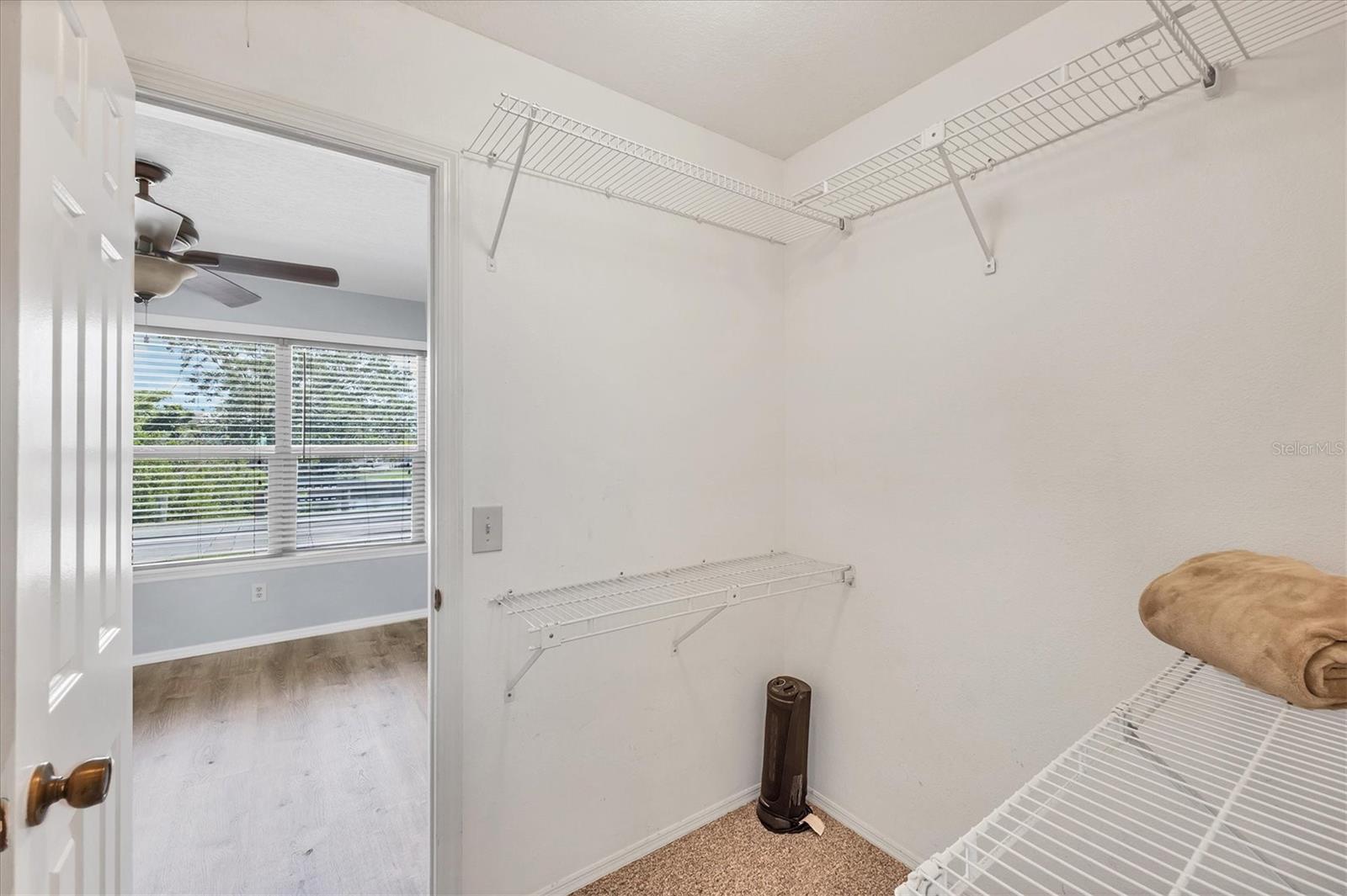 Image 22 of 51 For 4410 Warren Avenue 206