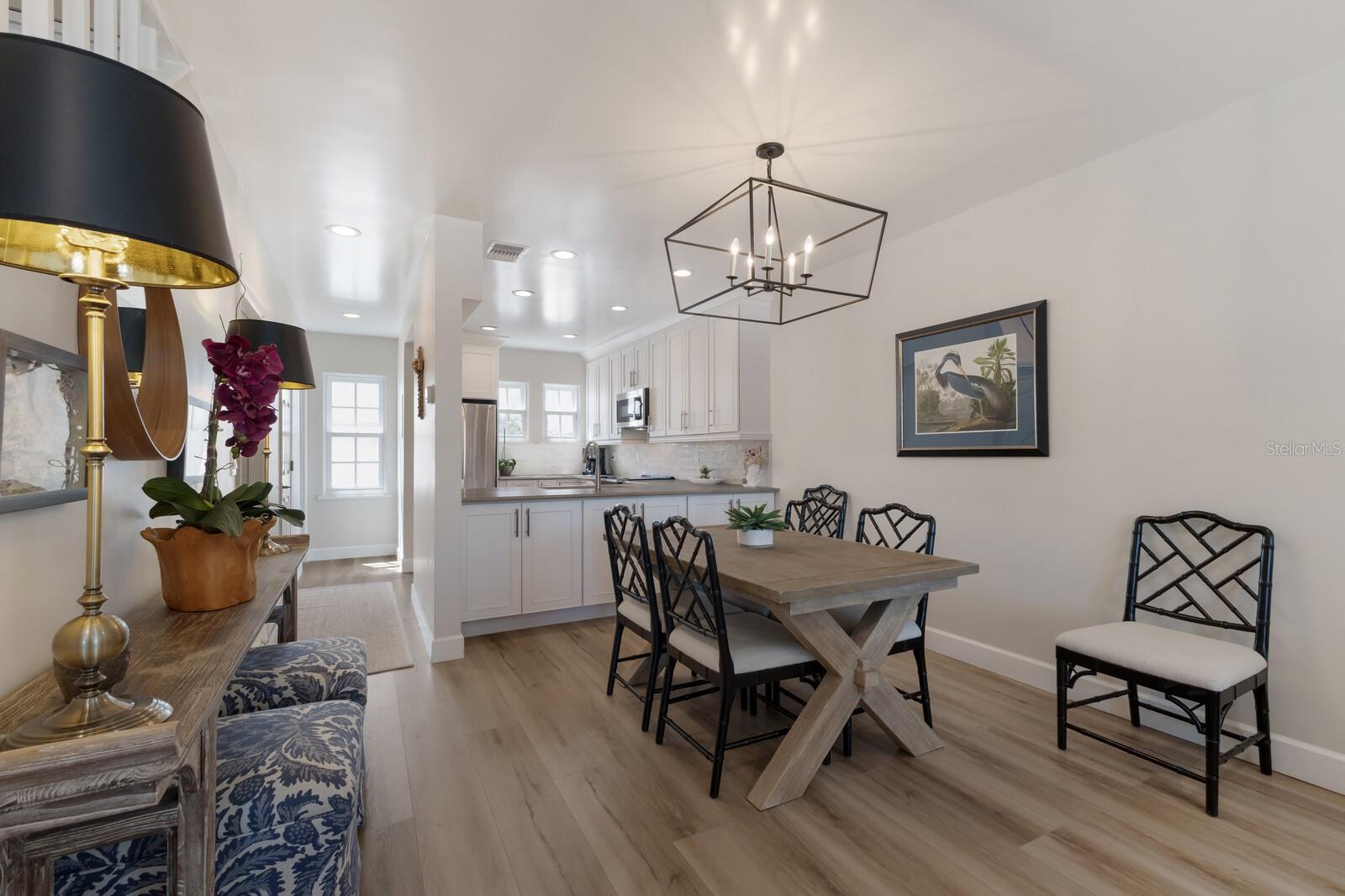 Image 4 of 30 For 530 5th Street W 3