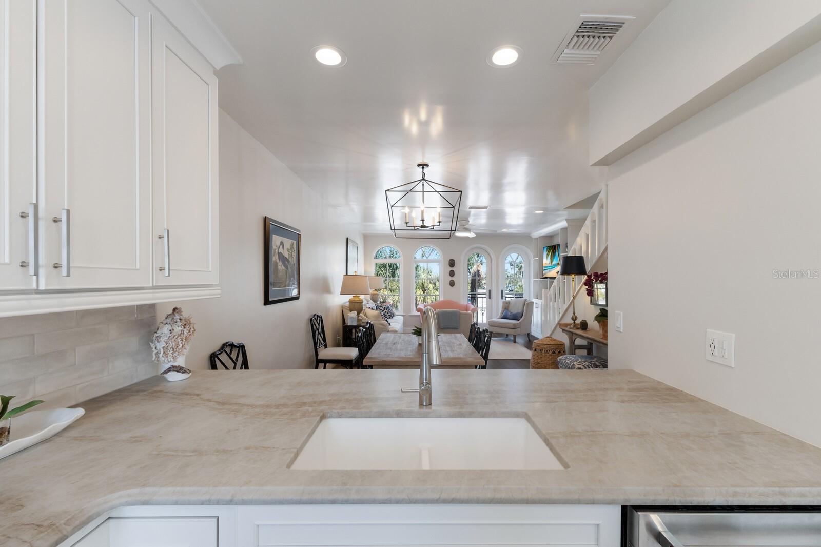 Image 9 of 30 For 530 5th Street W 3