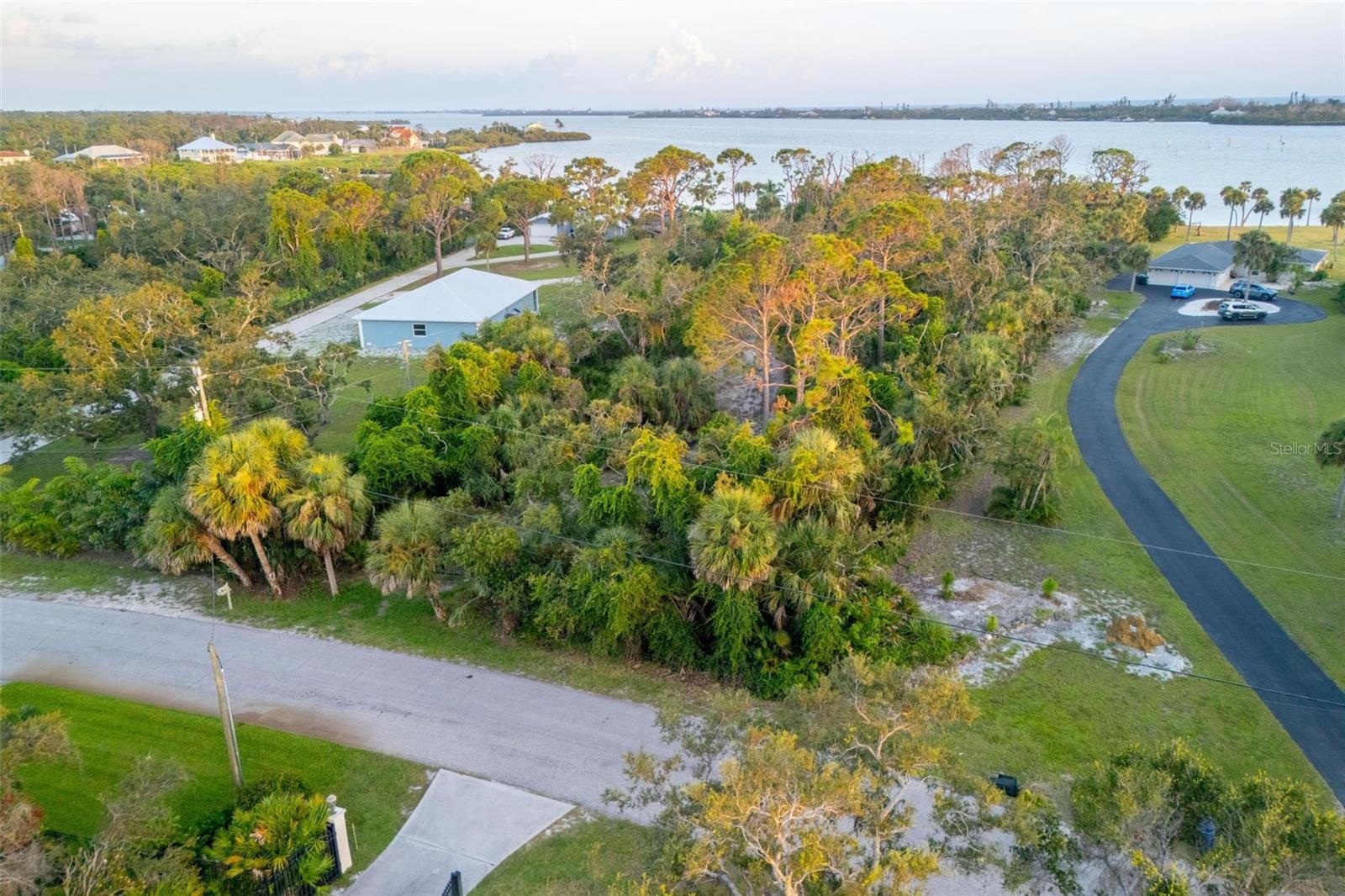 Image 10 of 15 For Bayshore Drive