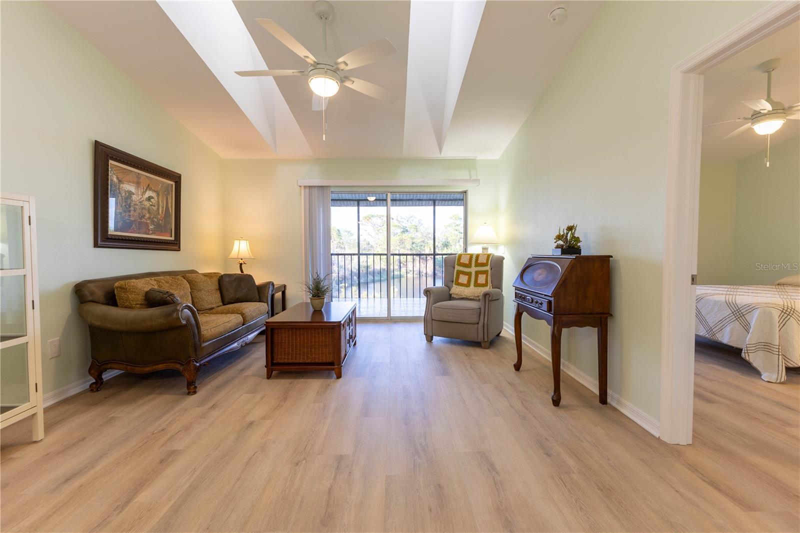 Image 18 of 34 For 6800 Placida Road 268